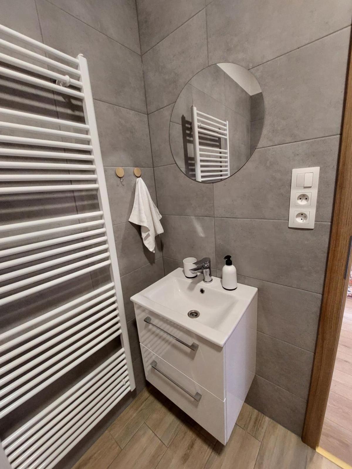 Alipoint Apartments Спишске-Подградье Экстерьер фото
